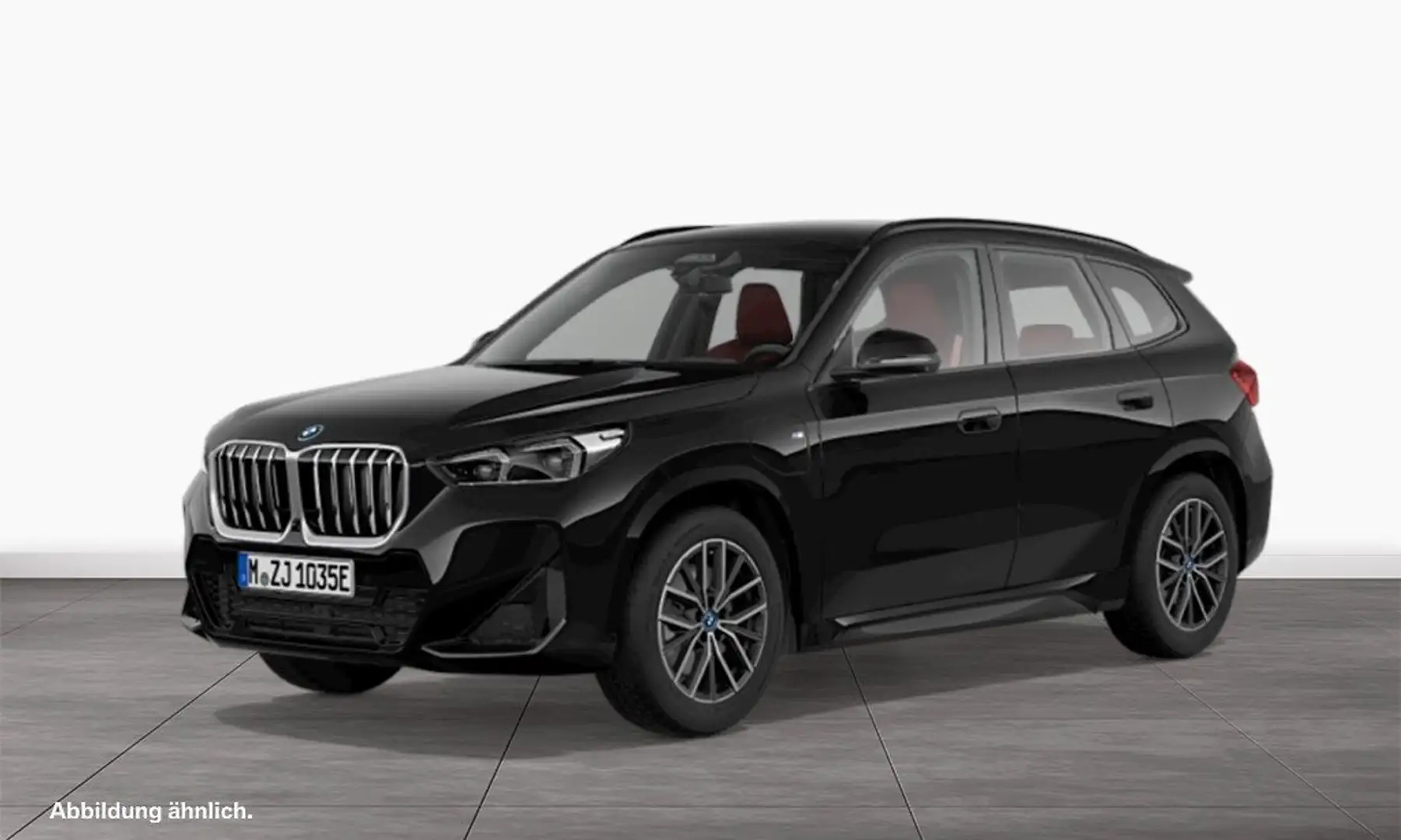 BMW X1 xDrive25e M Sport HUD HarmKar 360° DrivAssProf Zwart - 1