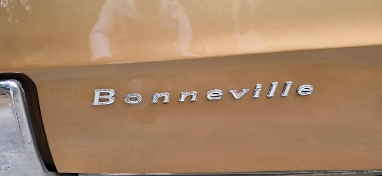 Pontiac Bonneville 4-Door Hardtop, foto 7