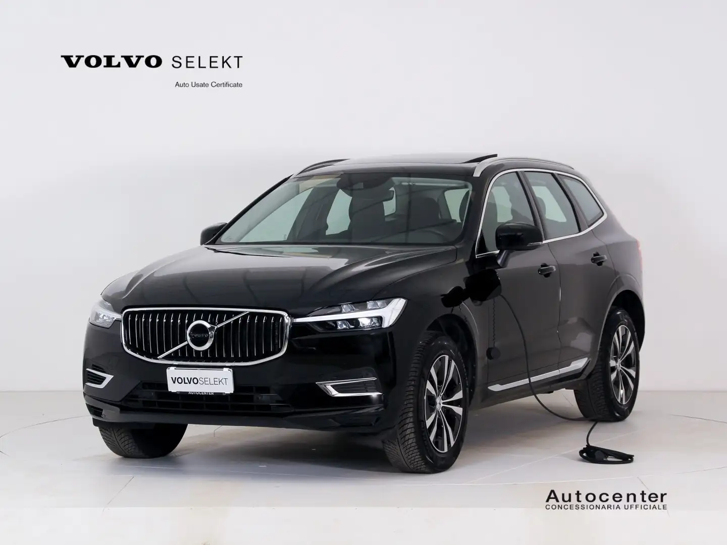 Volvo XC60 XC60 T6 PLUG IN PHEV AWD AUT INSCRIPTION EXPRESSI Zwart - 1