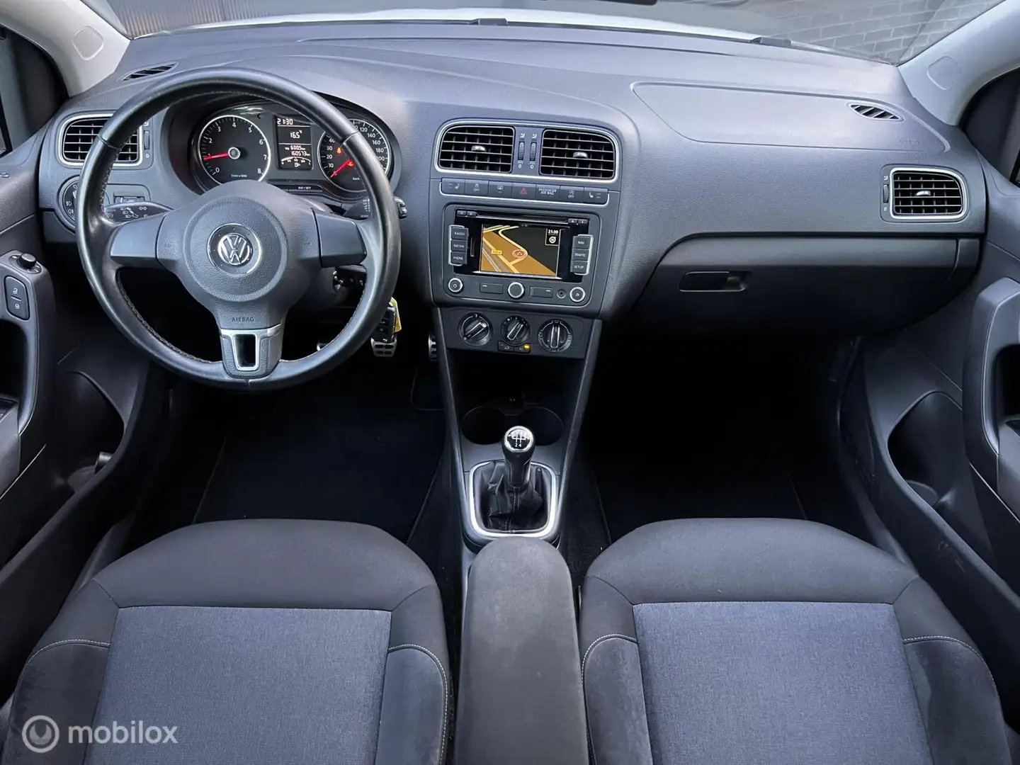 Volkswagen Polo 1.2-12V Style|cruise|navi|pdc|stoelverwarming|17”| Blanc - 2