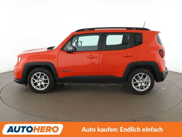 Jeep Renegade view 3