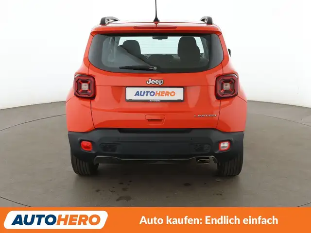 Jeep Renegade view 5