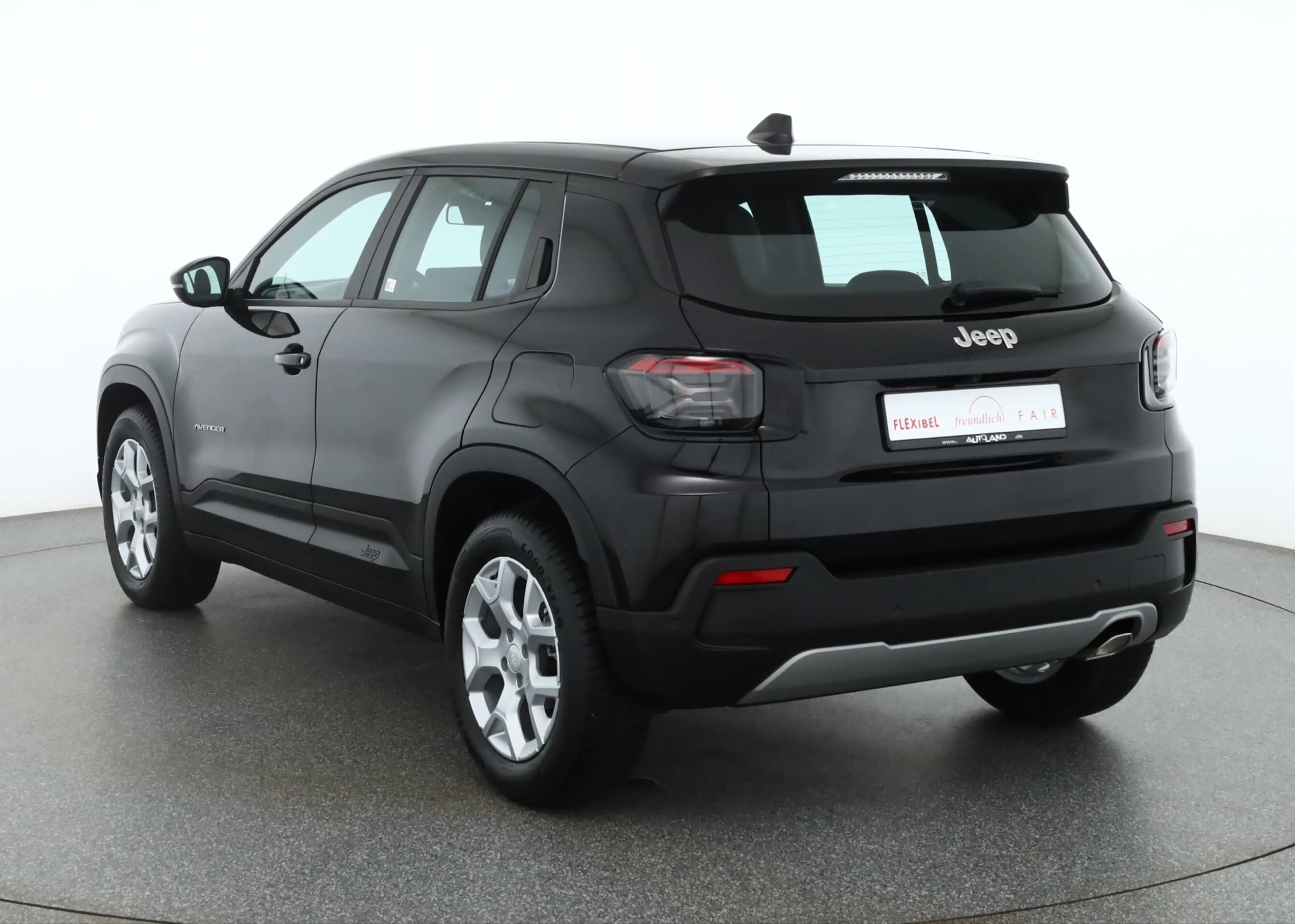 Jeep Avenger 1.2 T-GDI Altitude LED Navi Sitzheizung — photo 3