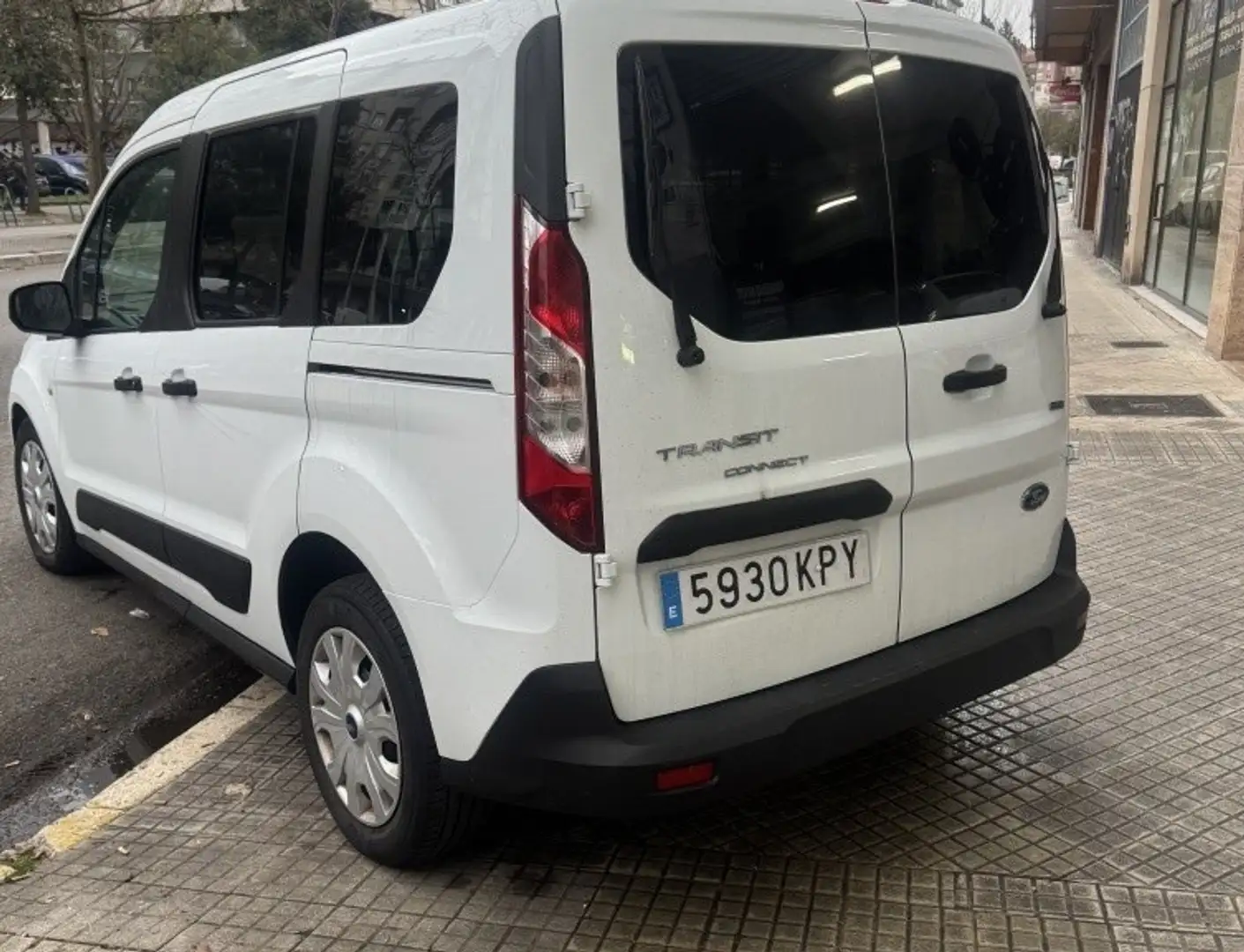 Ford Transit Connect FT 220 Kombi S&S B. Corta L1 Ambiente 75 Blanco - 2