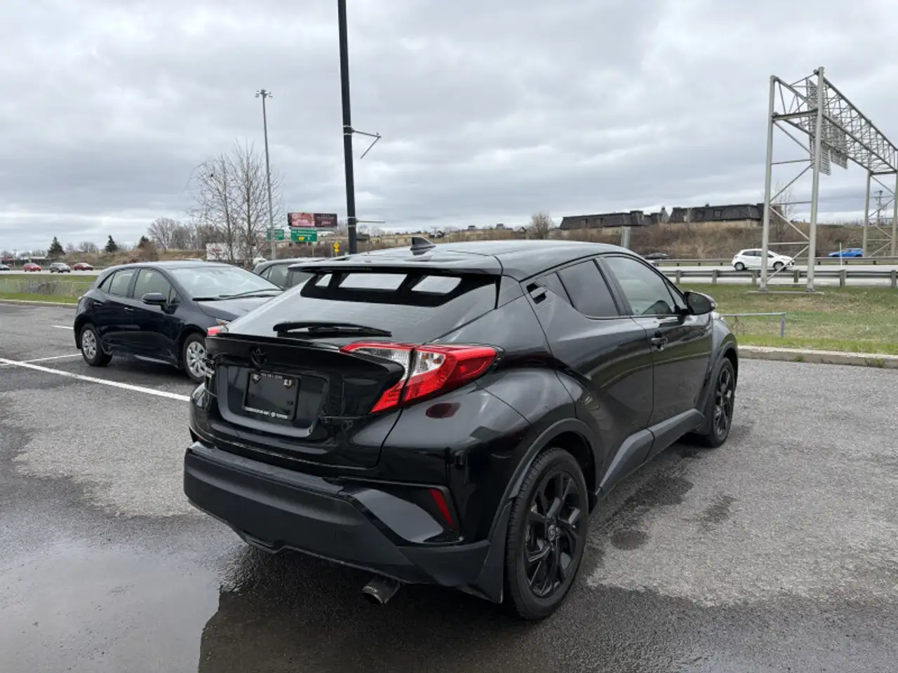 Toyota C-HR снимка Toyota C-HR