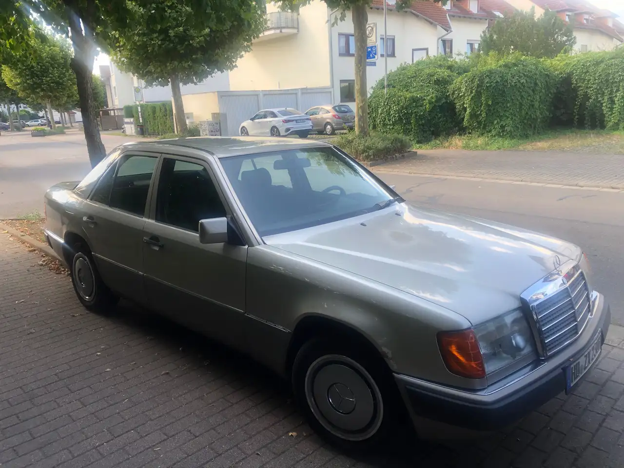 Mercedes-Benz E 230 E-Klasse, foto 2