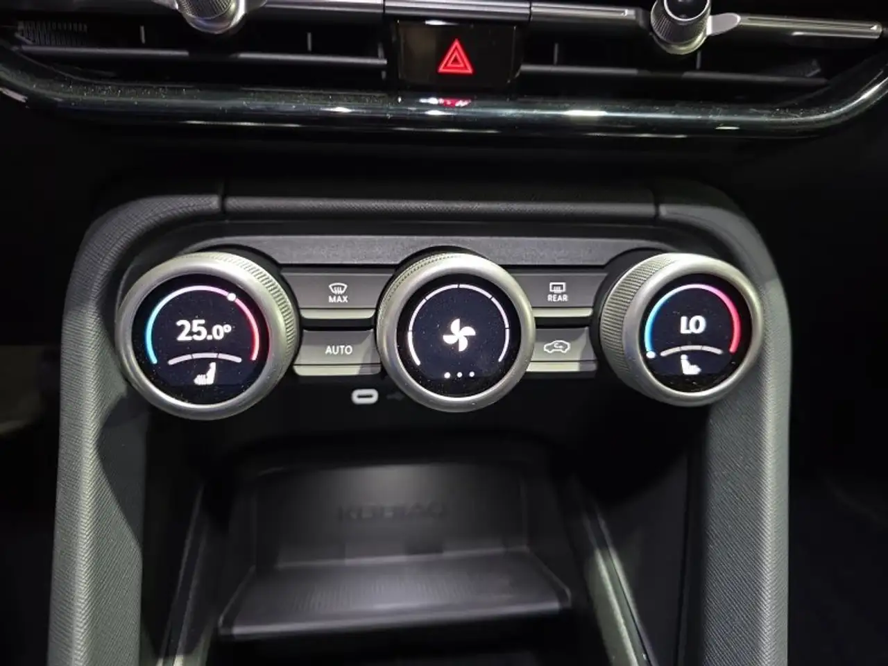 Skoda Kodiaq 2,0TDI DSG 7-Sitzer/Matrix/Navi/ACC/el.Klappe/Kame, миниатюра 28