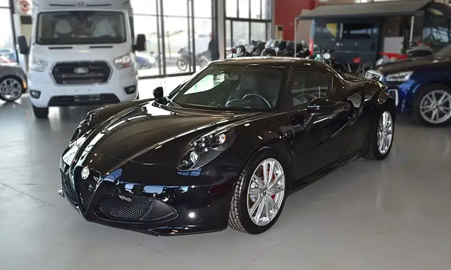 Alfa Romeo 4C 1750 TBi