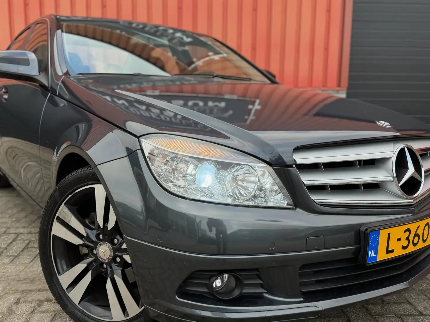 Mercedes-Benz C 180 K Stoelvw PDC Climate 18 inch LM Grau - 2