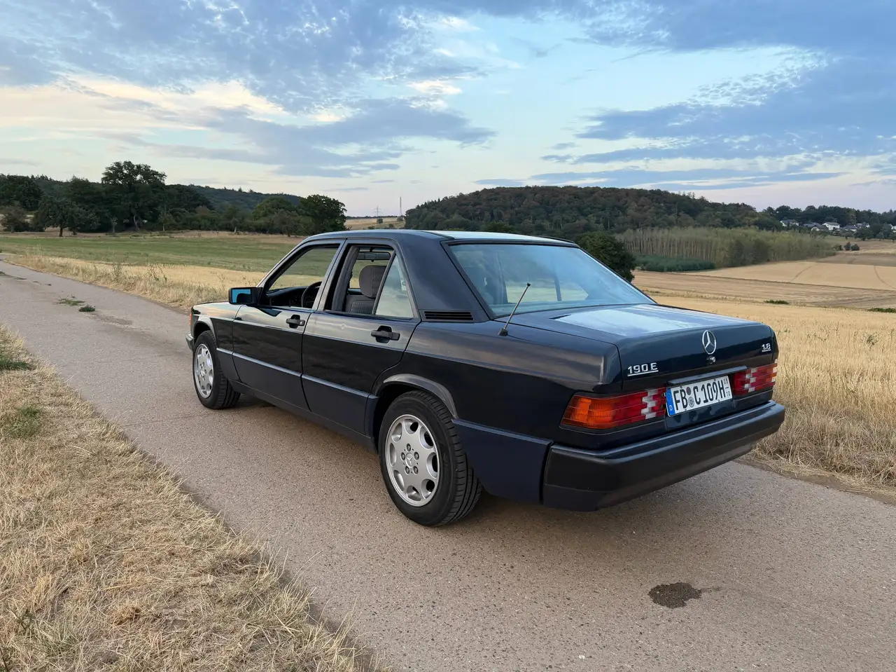 Mercedes-Benz 190 E 1.8, foto 3