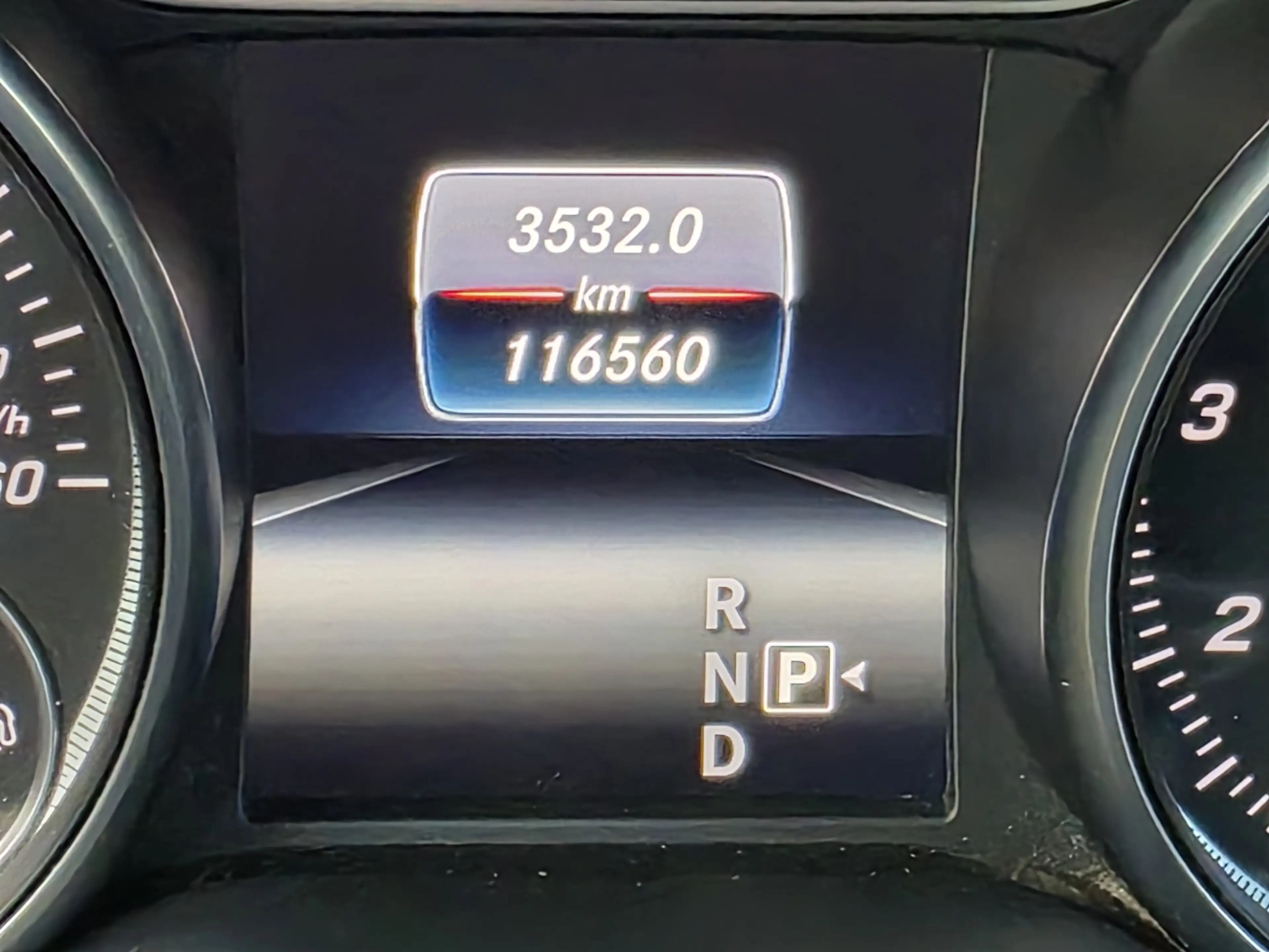 Mercedes-Benz CLA 180 CLA 180 AMG LINE — photo 13