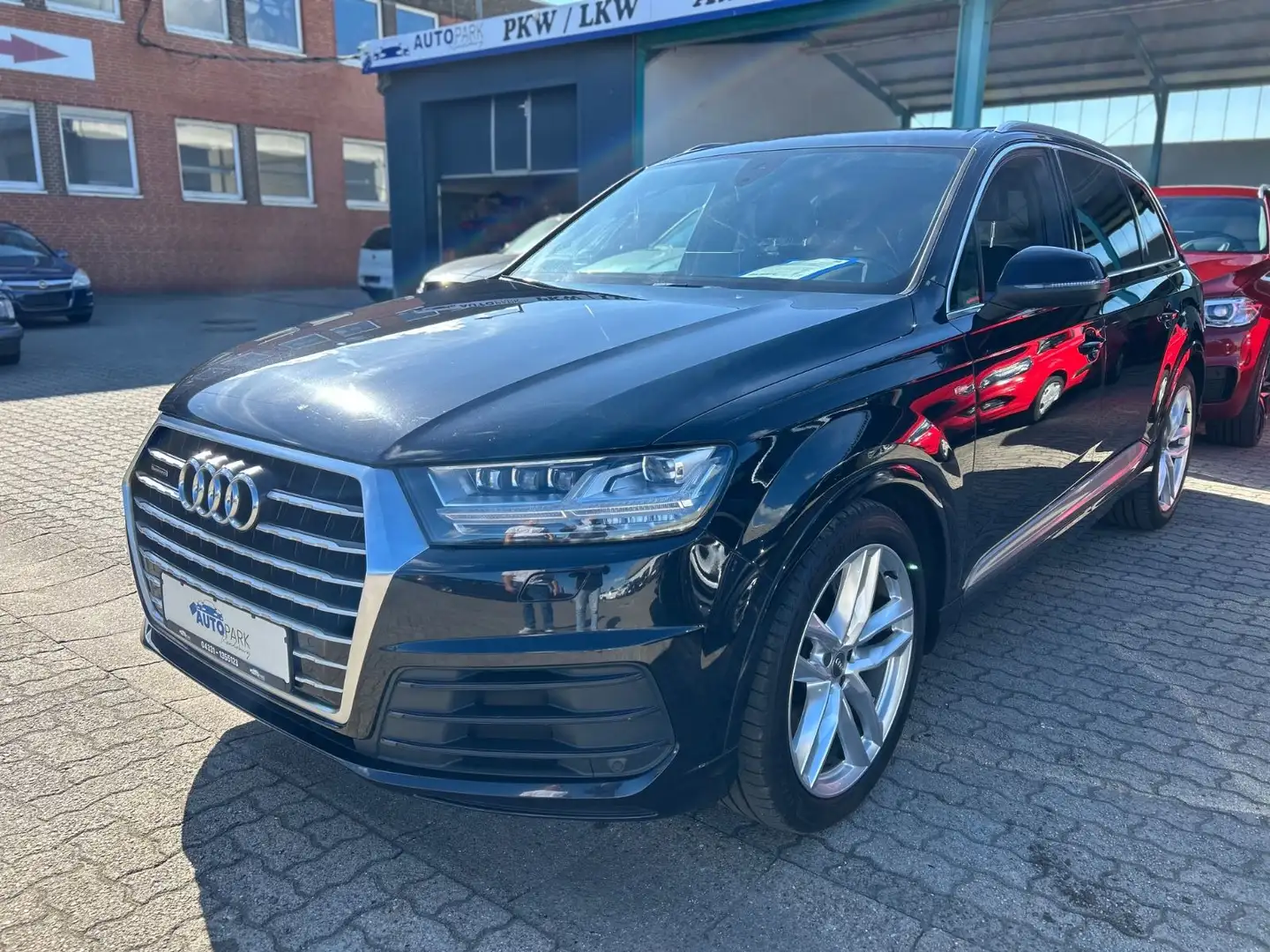 Audi Q7 3.0 TDI quattro S line *Matrix LED *7-Sitzer* Schwarz - 1