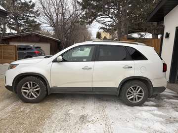 AWD 4dr V6 Auto LX