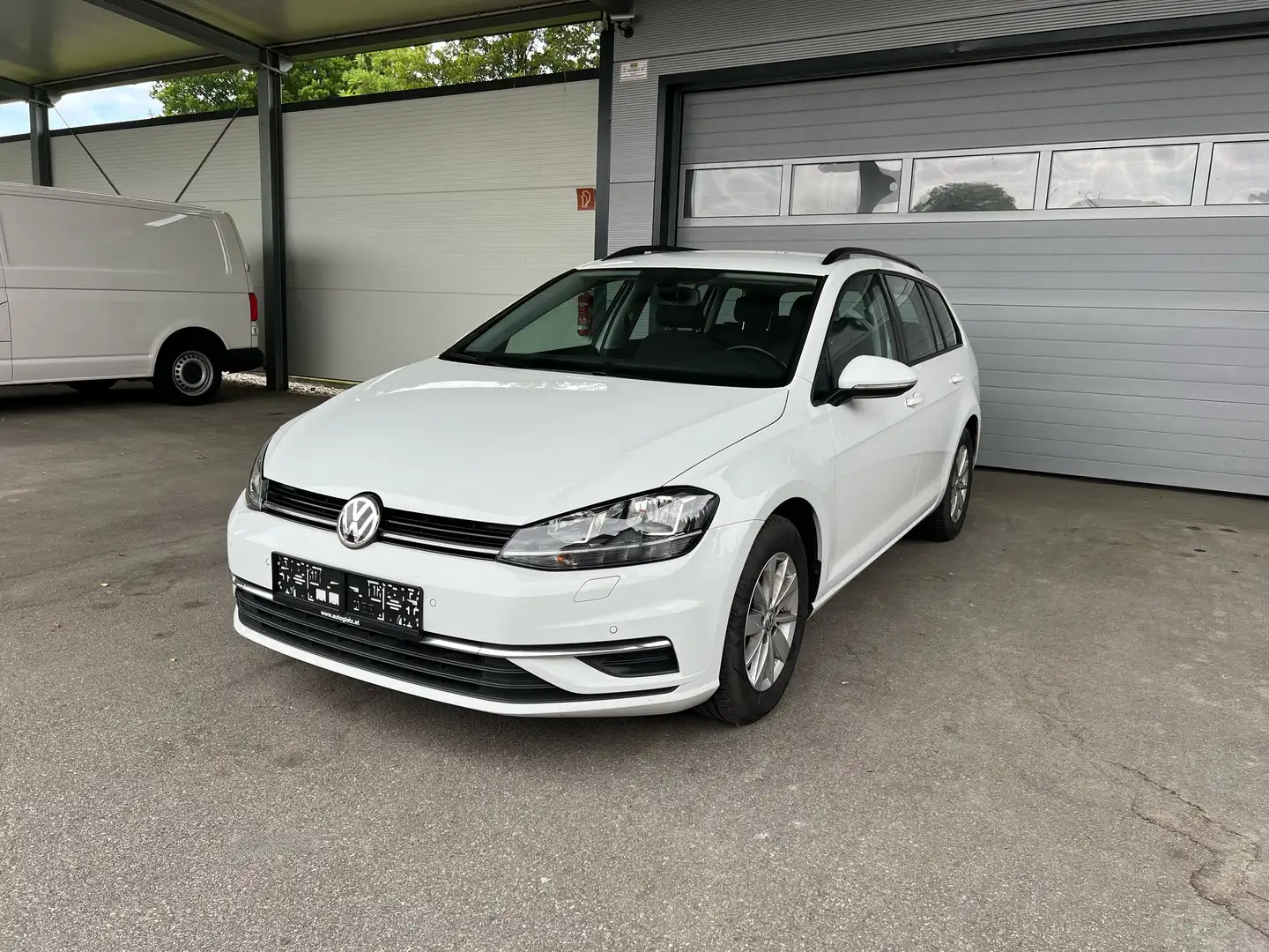 Volkswagen Golf Variant Comfortline 1,6 TDI FRONT ASSIST/PARKTR./KLIMAAUT. Weiß - 2
