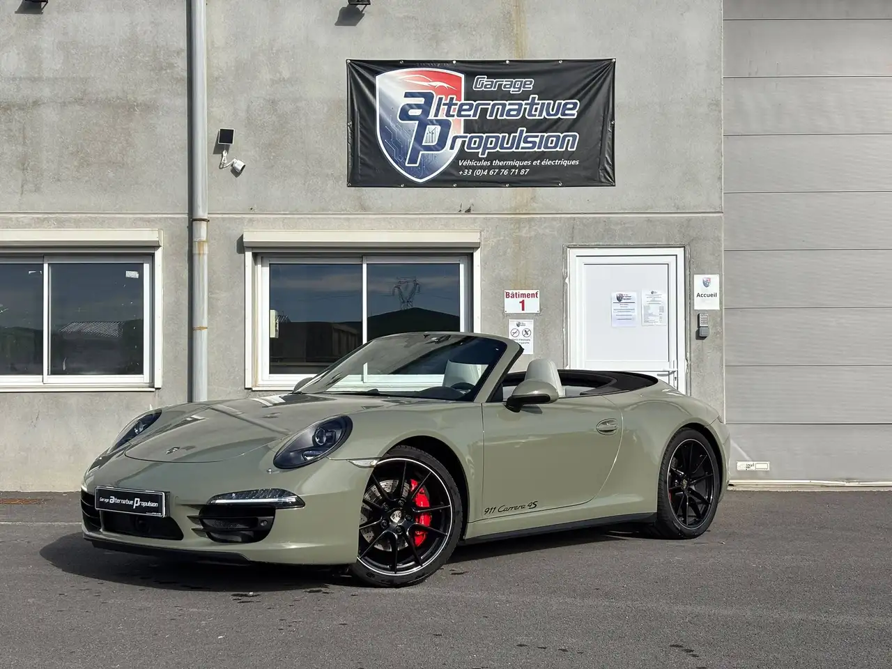 Porsche 911