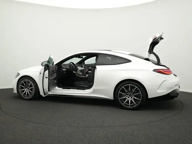 Mercedes-Benz Cle view 16