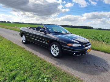 Stratus 2.0i LE Convertible