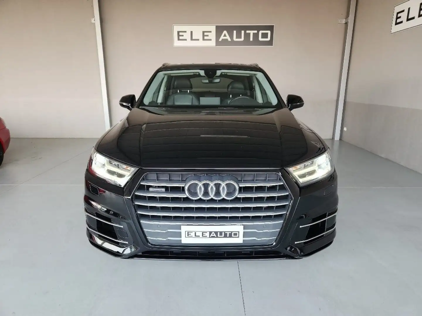 Audi Q7 45 TDI quattro 231CV tiptronic Sport 7 Posti Noir - 2