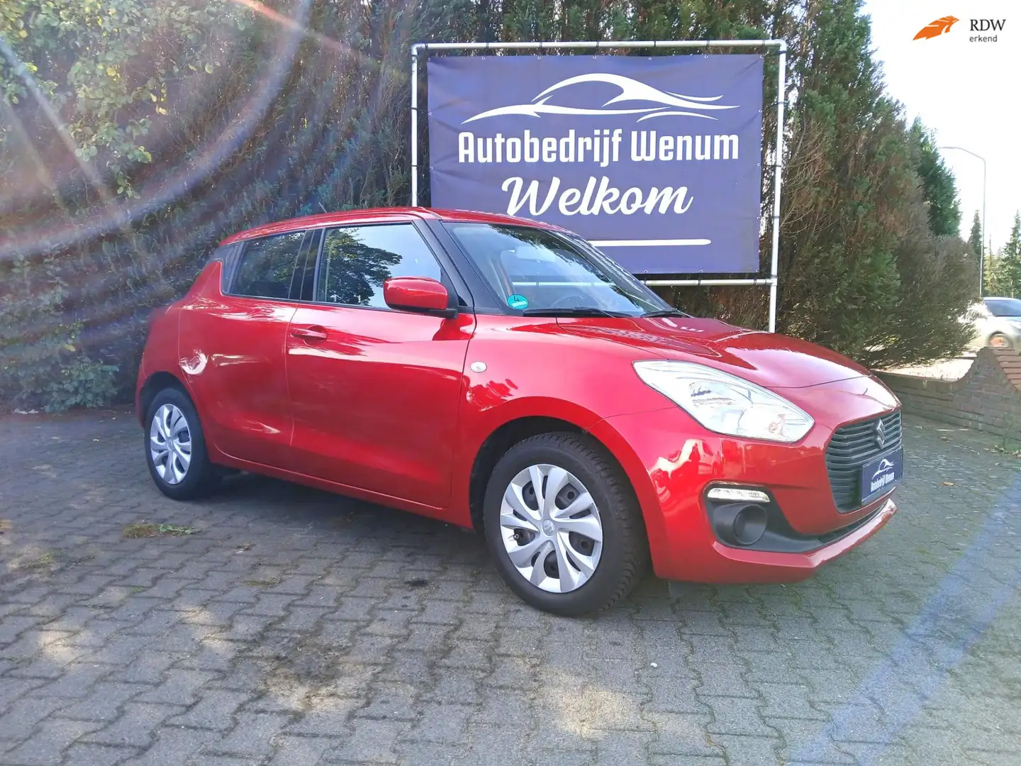 Suzuki Swift 1.2 Comfort. Airco, Metallic, enz. Rouge - 1