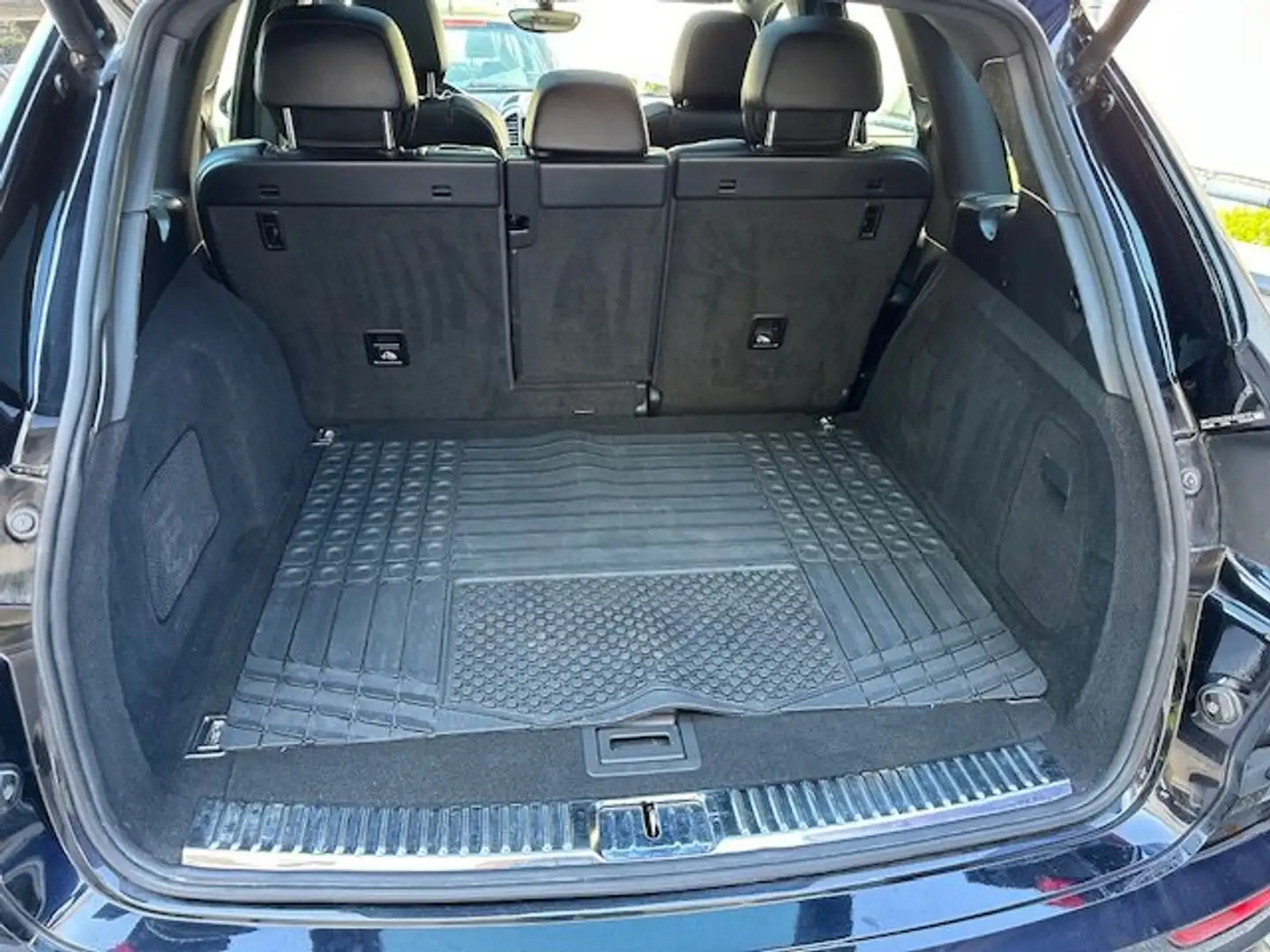 Porsche Cayenne Cayenne II Platinum Edition Aut. Platinum Edition Schwarz - 2