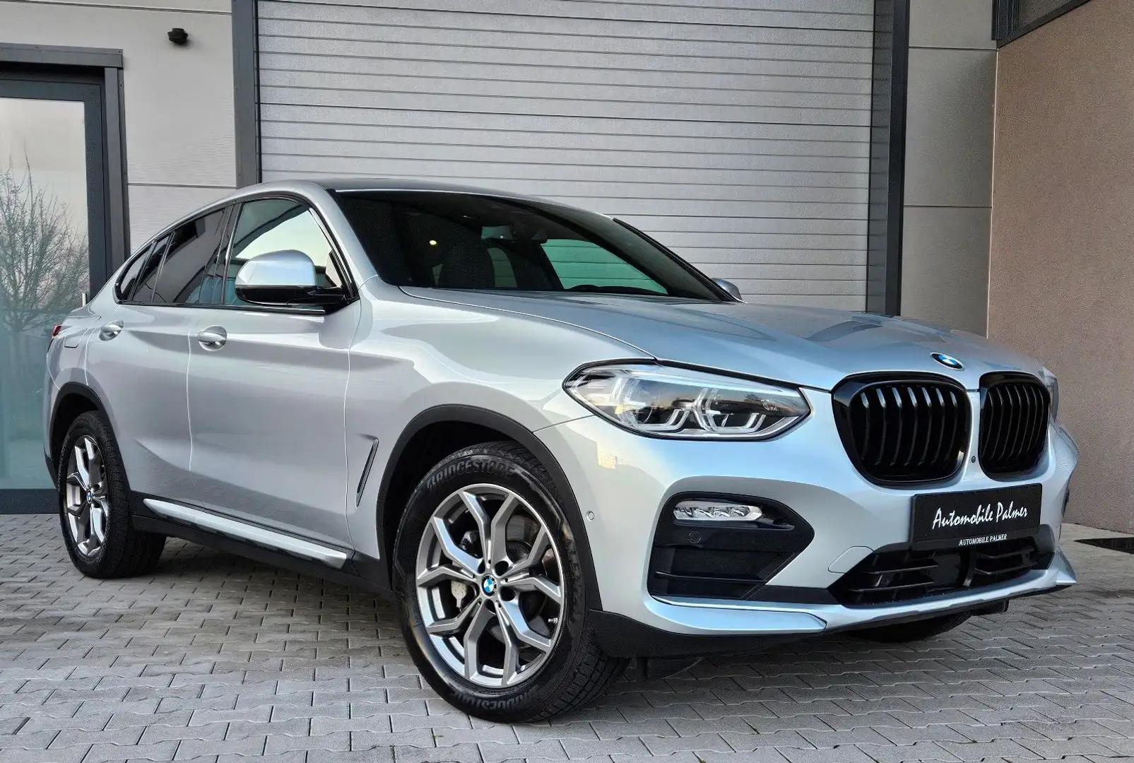 BMW X4 xDrive30i M Sport 1Hand Silber - 2