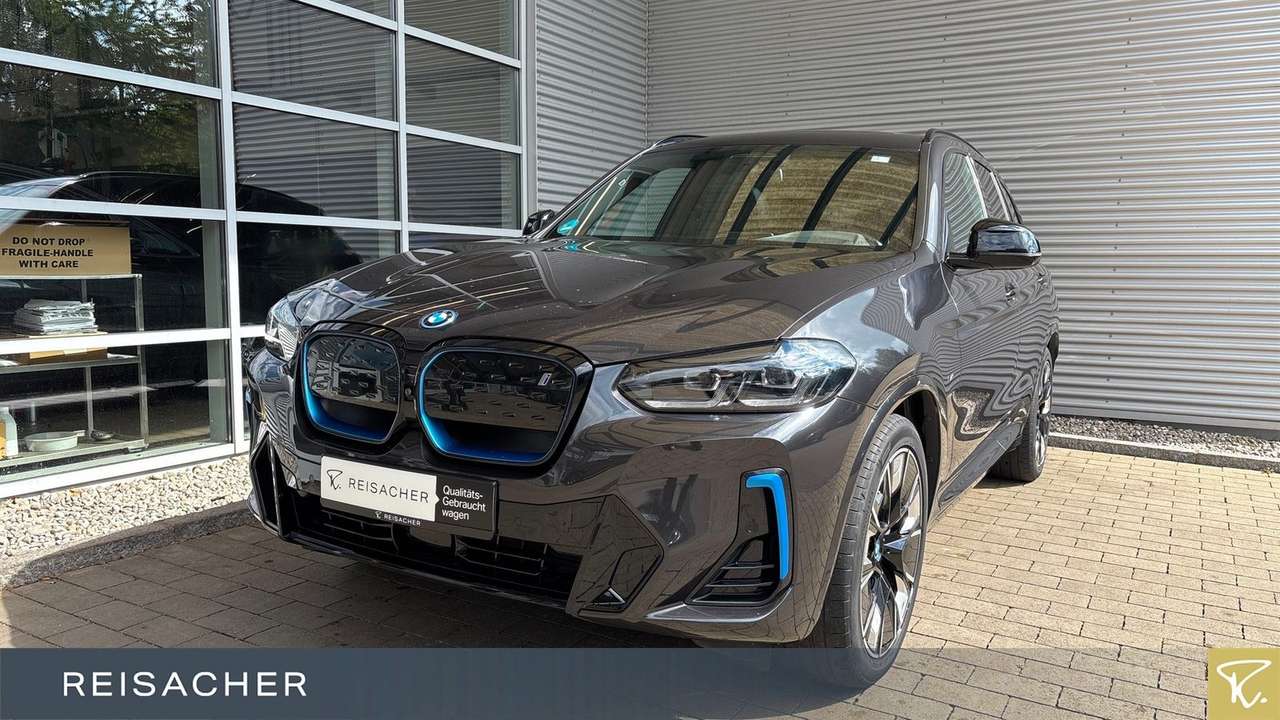 BMW iX3 2023