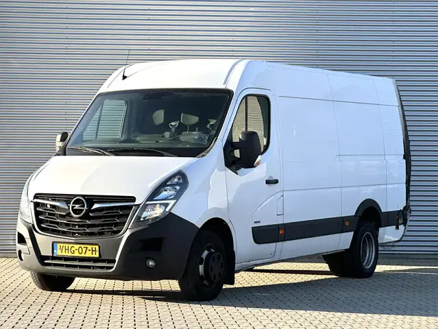 Opel Movano 2.3 Turbo L3H2 165PK DL BRANDSCHADE