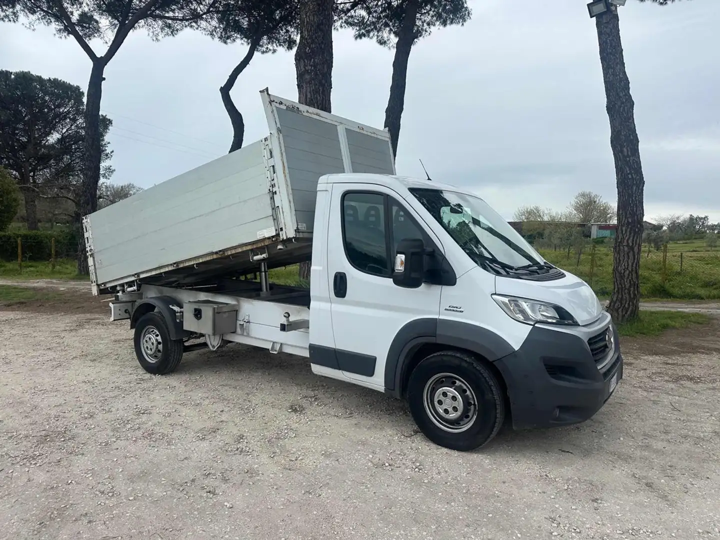 Fiat Ducato 35 2.3  RIBALTABILE TRILATERALE !!! Bianco - 2
