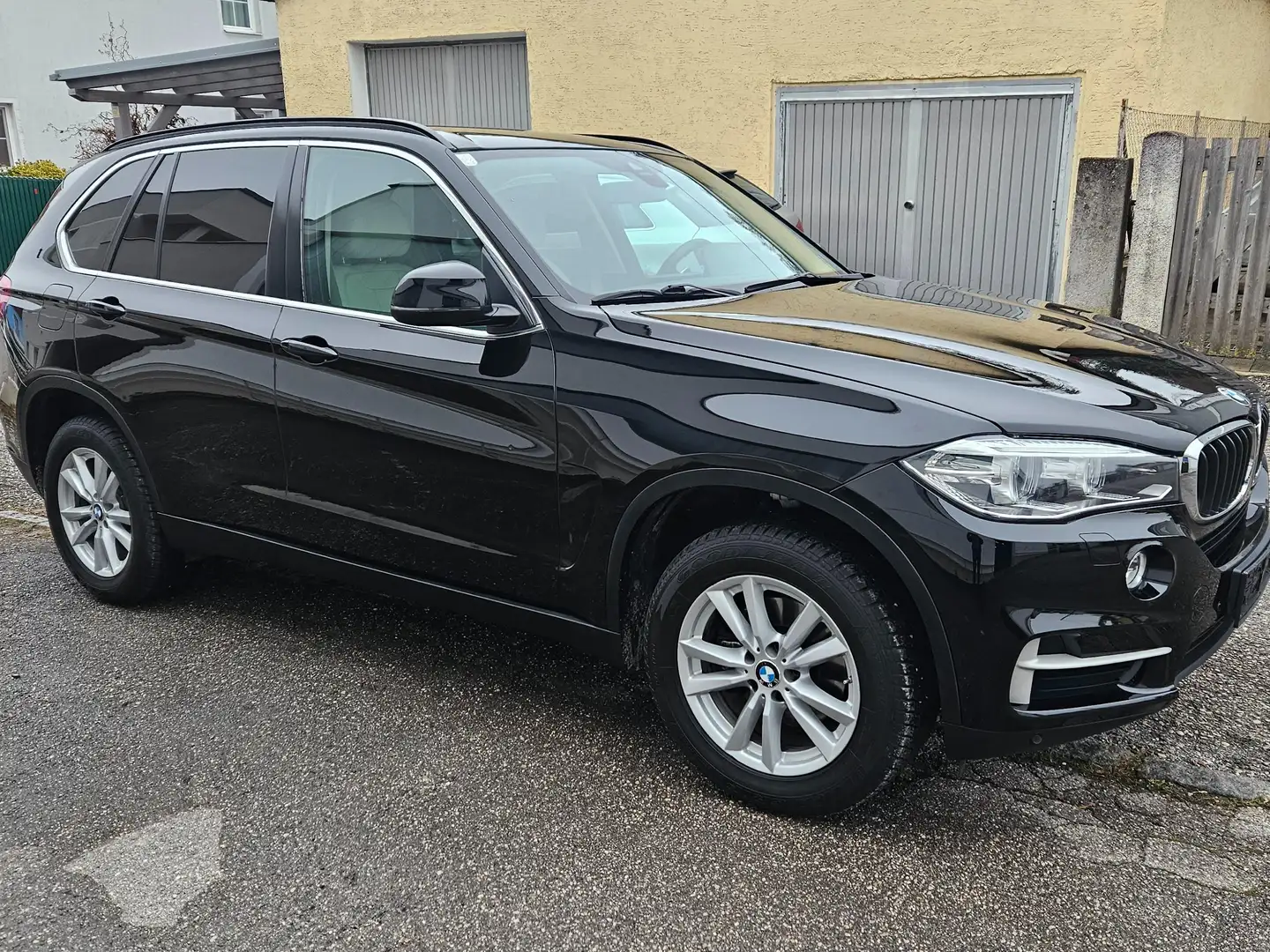 BMW X5 X5 xDrive25d Aut.Österreich-Paket Schwarz - 1