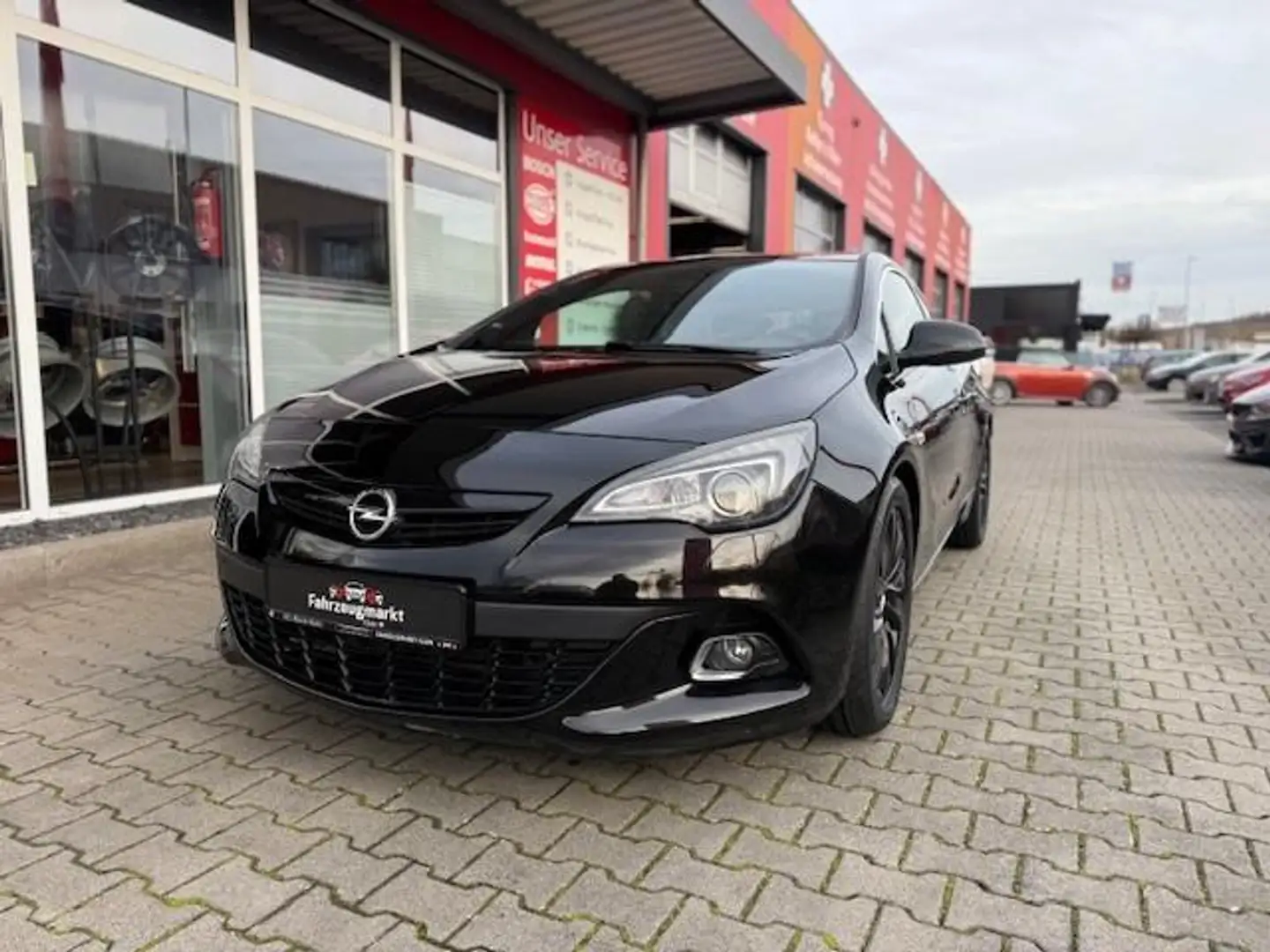 Opel Astra 1.6 16V SIDI Turbo GTC / 8 fach Bereift Schwarz - 1