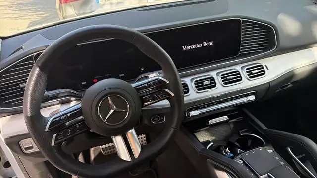 Mercedes-Benz Gle view 9
