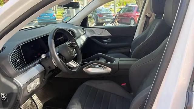 Mercedes-Benz Gle view 6