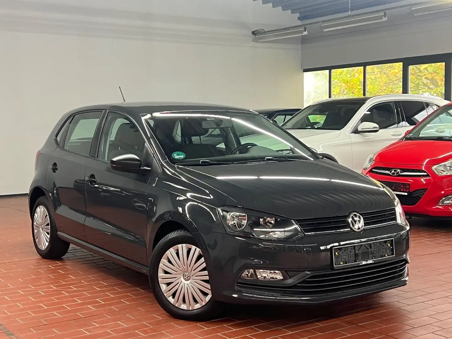 Volkswagen Polo V Trendline*2. Hand*Garantie* Grau - 1
