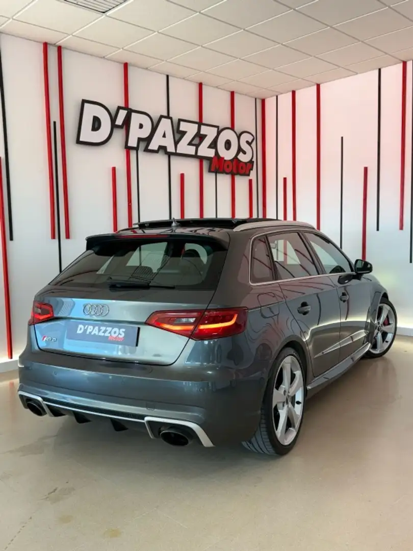 Audi RS3 Sportback 2.5 TFSI quattro S-Tronic Gris - 2