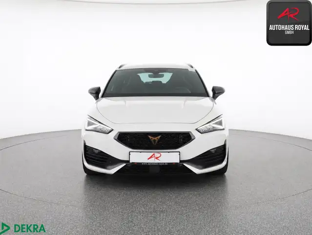 Cupra Leon view 8