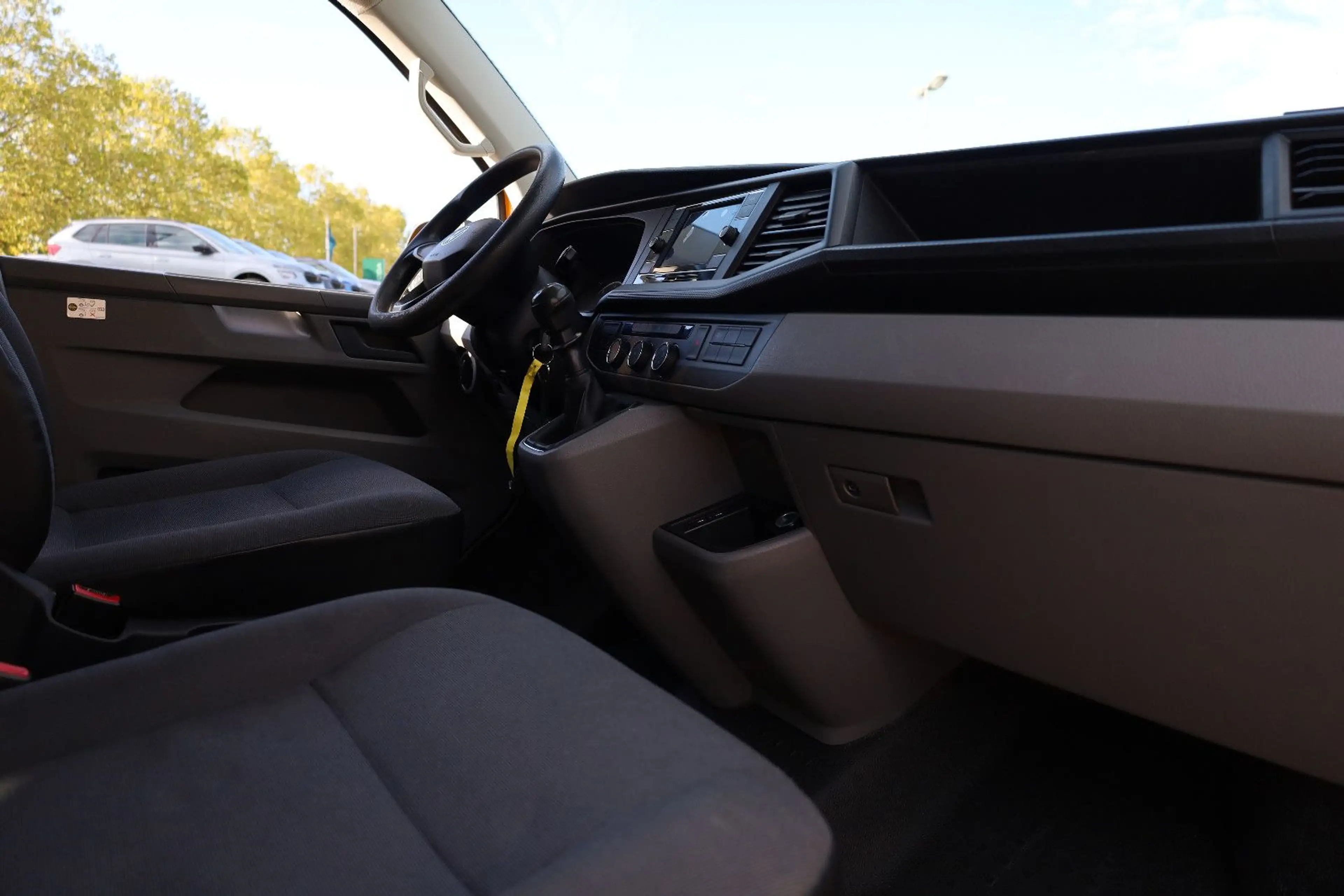 Volkswagen Others Transporter T6.1/ 5-SITZE/ LKW-Zulassung — photo 14
