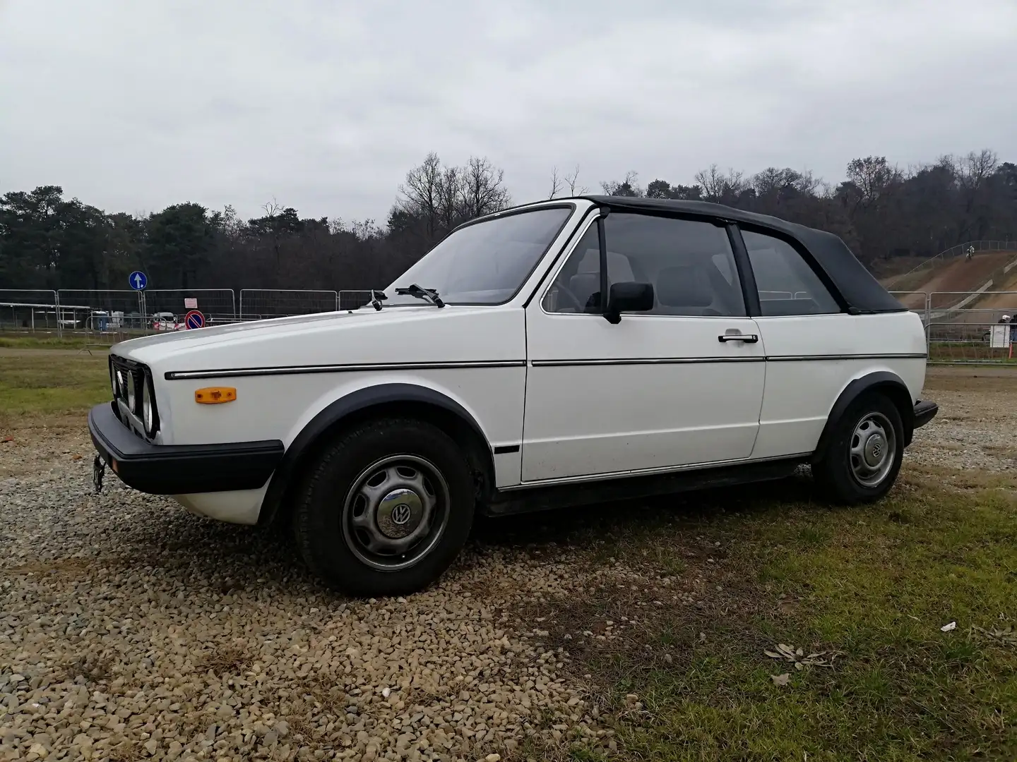 Volkswagen Golf Cabriolet Cabrio 1.1 GL - 1