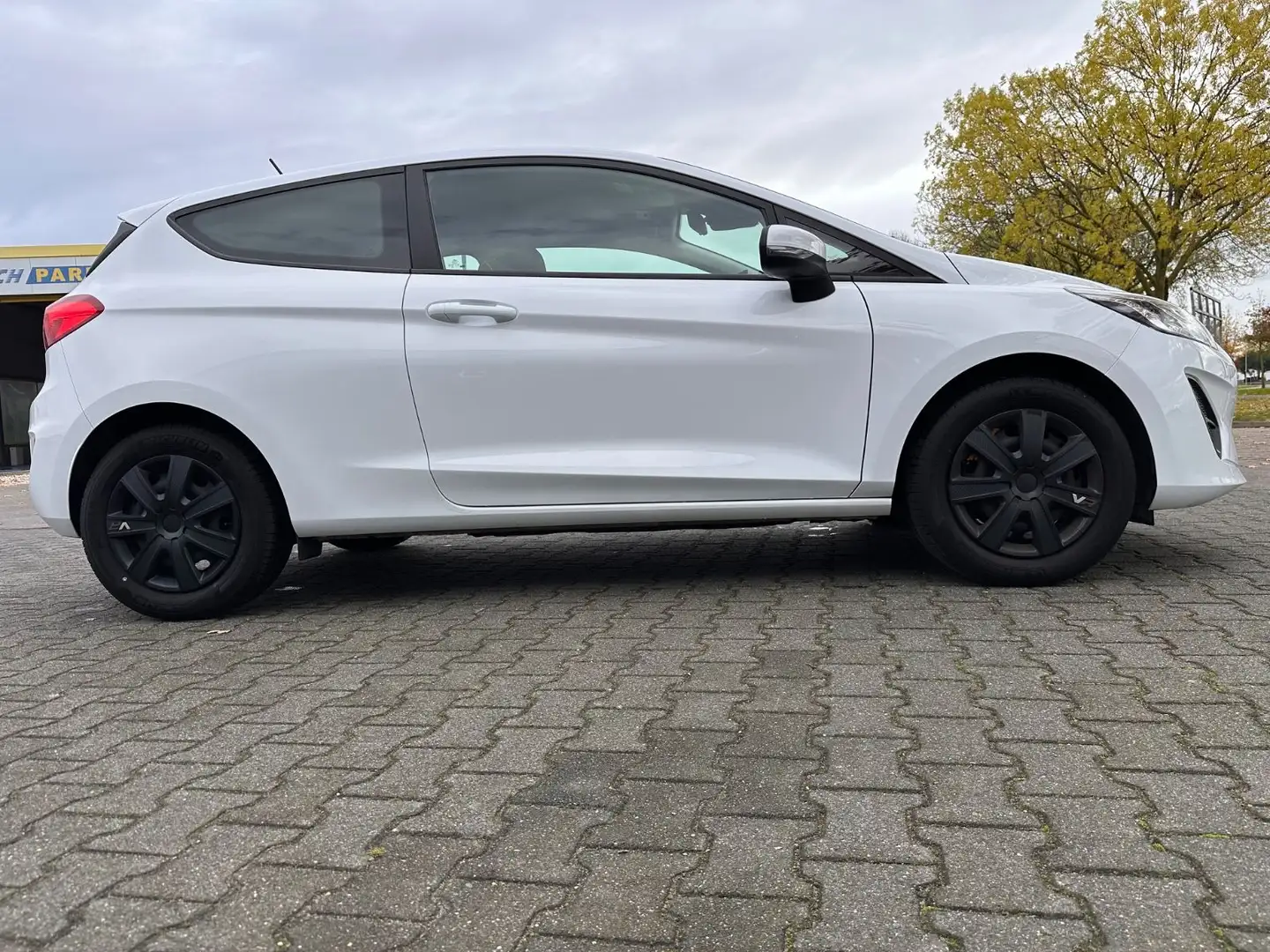 Ford Fiesta Trend,KLIMA,SCHECKHEFT Weiß - 1