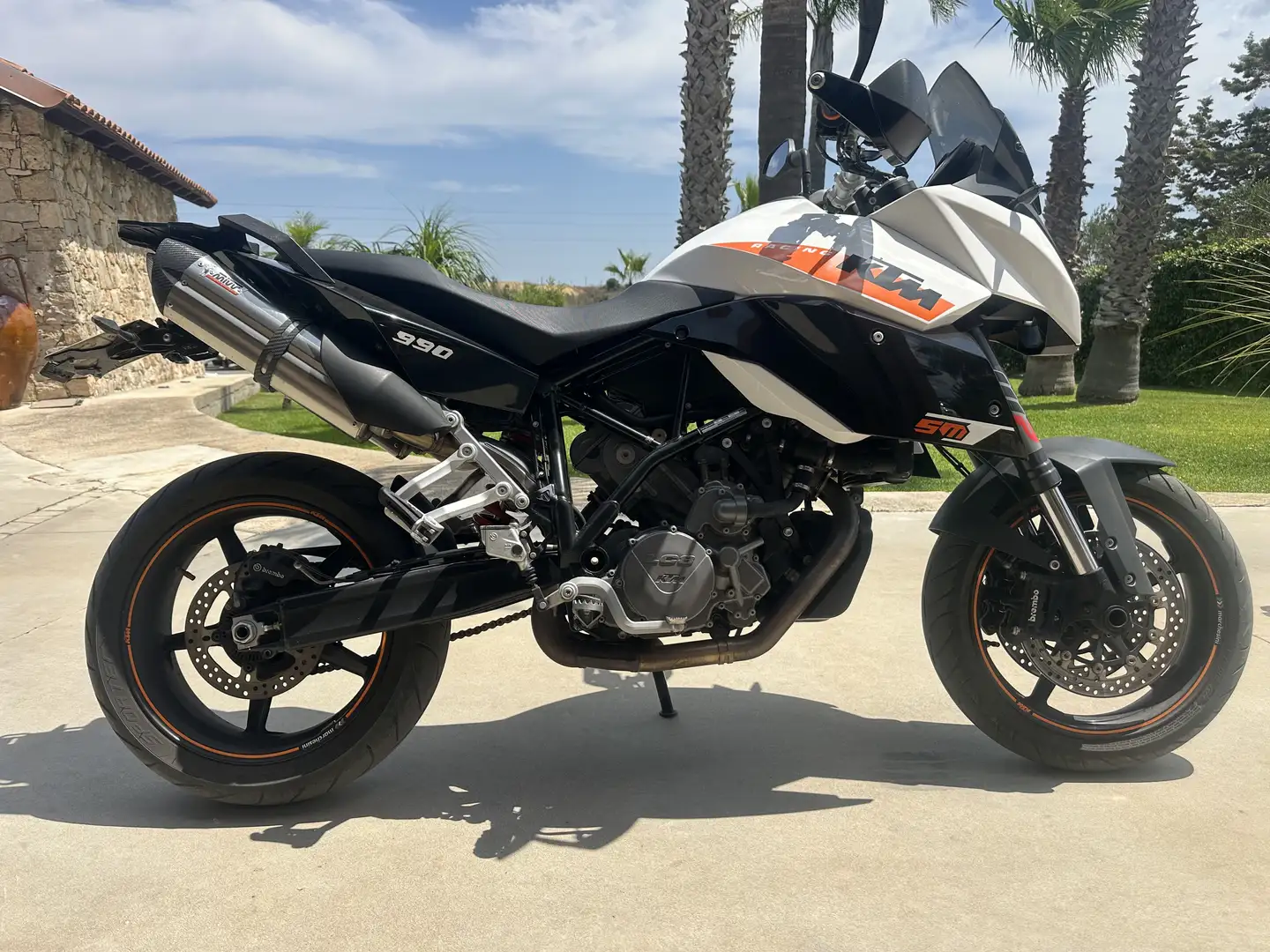 KTM 990 Supermoto SMT - 1