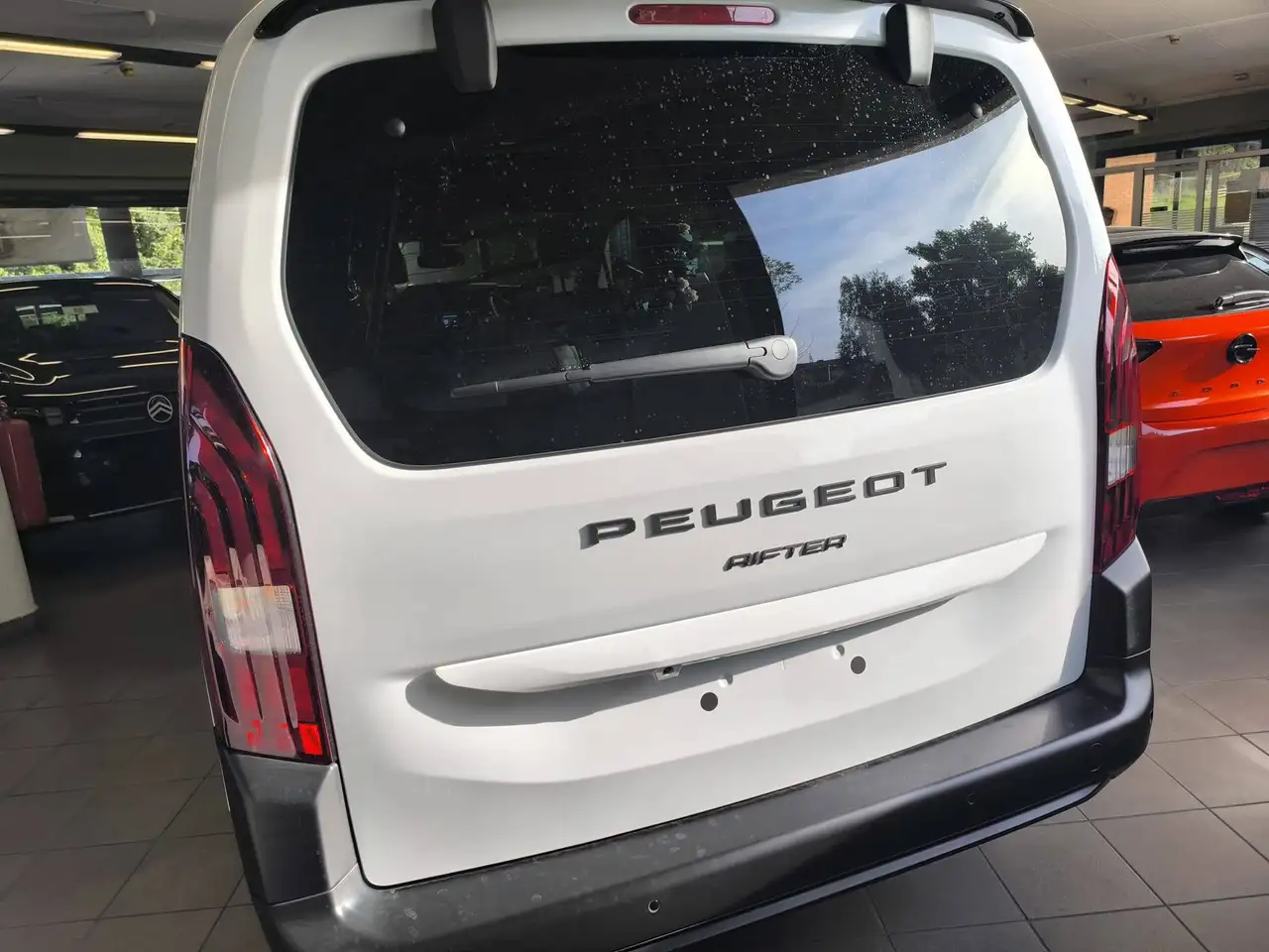 Peugeot Rifter LONG ALLURE + 7 POSTI PACK STYLE e DIGITAL VISION 180°, миниатюра 7
