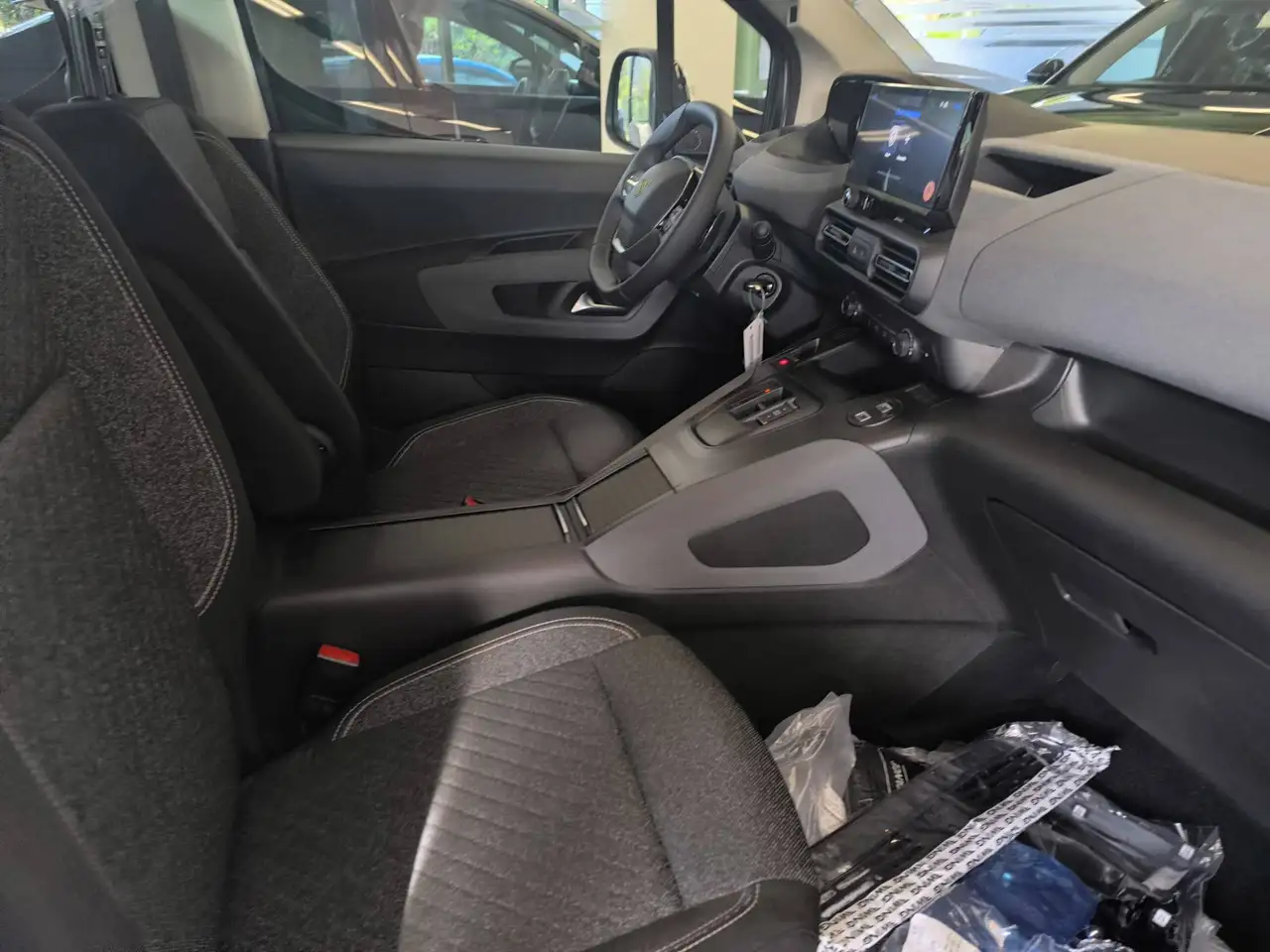 Peugeot Rifter LONG ALLURE + 7 POSTI PACK STYLE e DIGITAL VISION 180°, миниатюра 13