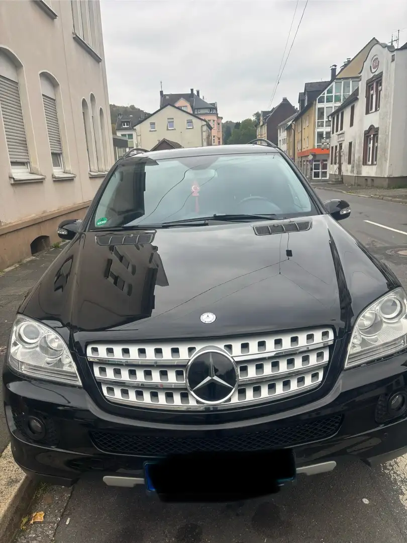Mercedes-Benz ML 350 ML 350 (164.186) Schwarz - 1