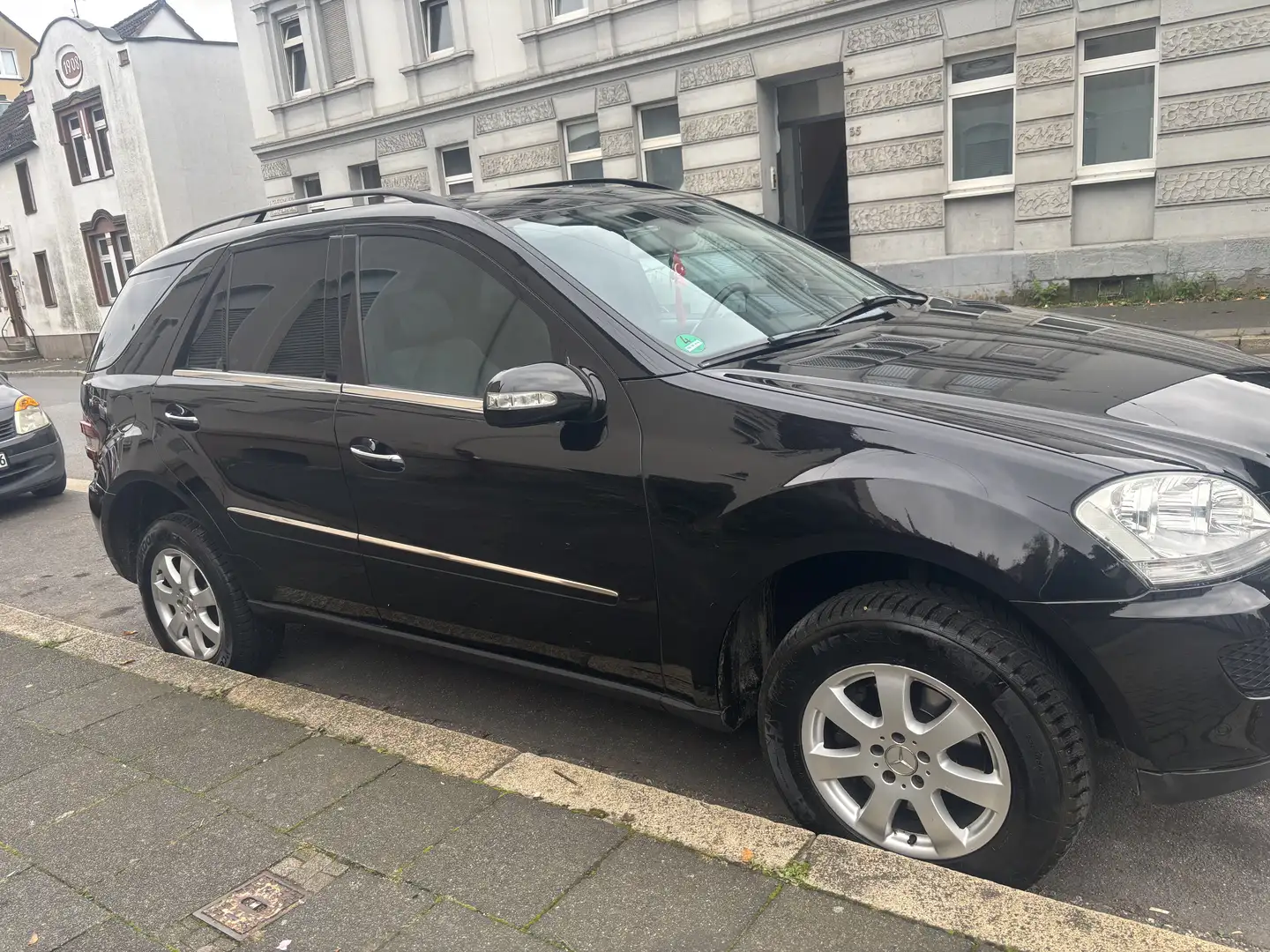 Mercedes-Benz ML 350 ML 350 (164.186) Schwarz - 2