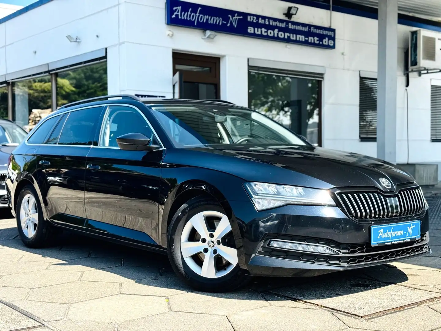 Skoda Superb Exclusive ACC/CANTON/AKUSTIKGLAS/CRYSTAL Zwart - 1