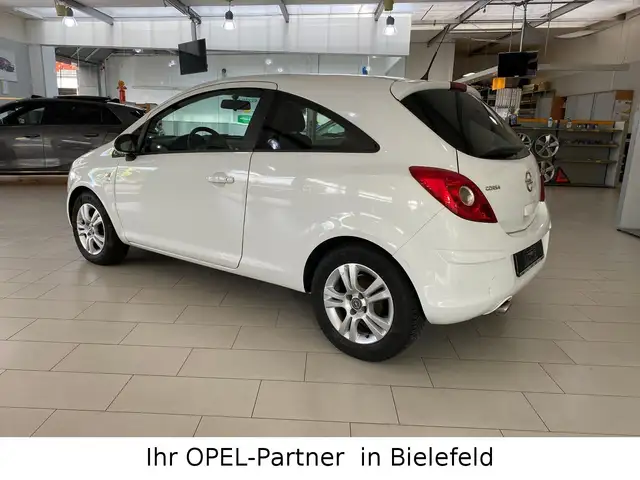 Opel Corsa view 6