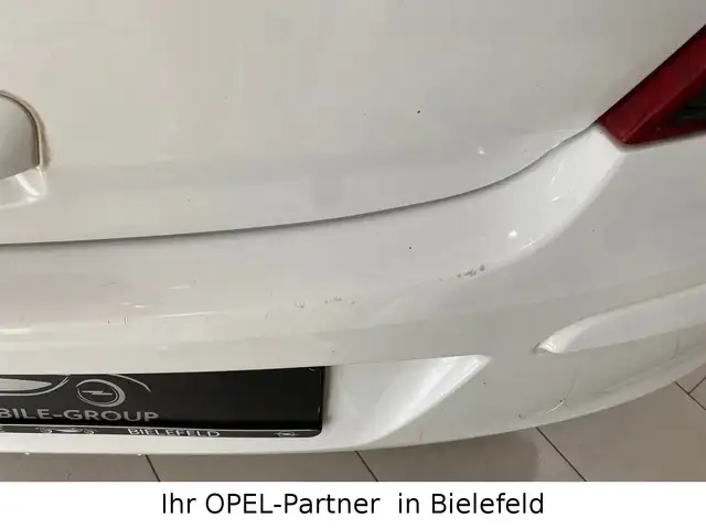 Opel Corsa view 9