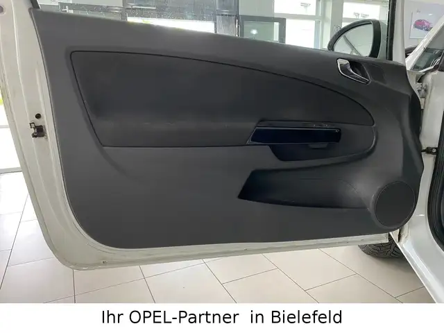 Opel Corsa view 14