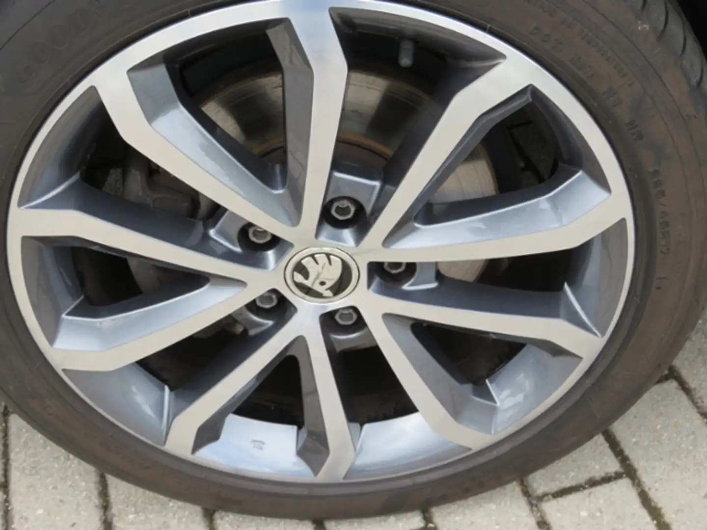 Skoda Octavia Combi Soleil 85kW SHZ ACC beh. LR Wit - 2