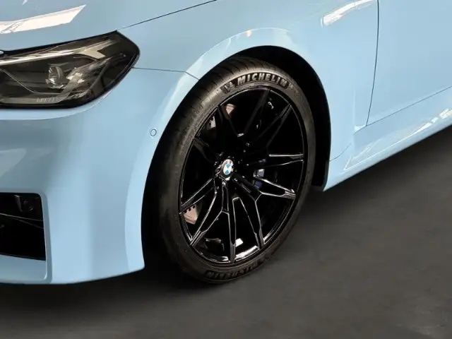 BMW M2 view 6