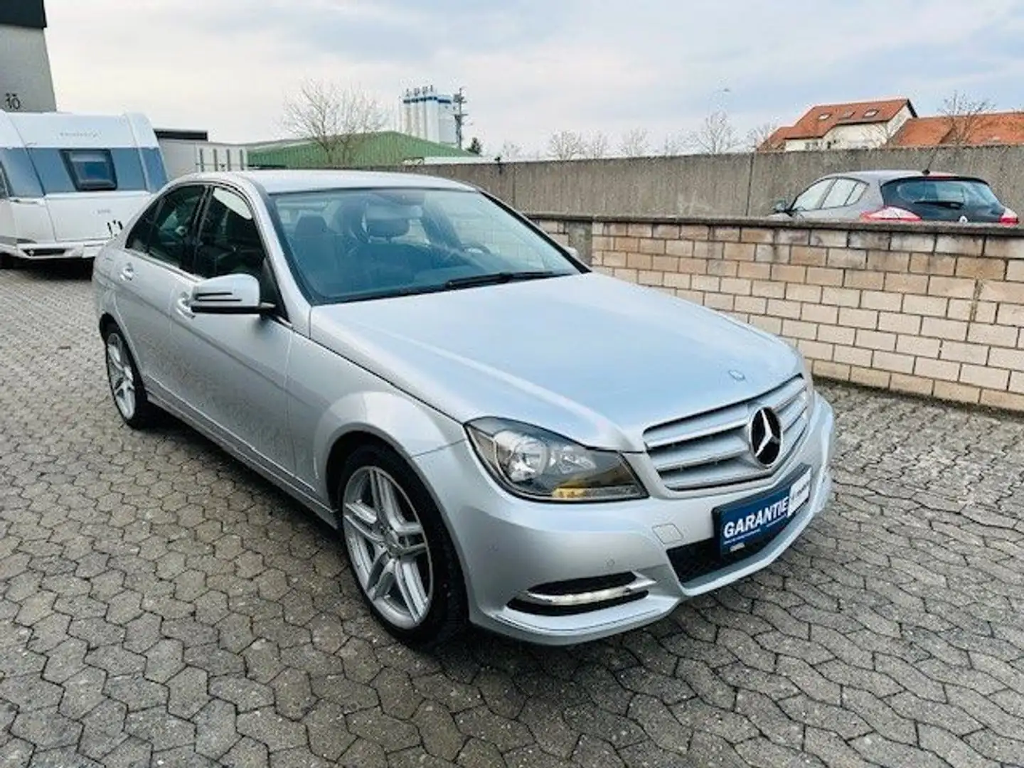 Mercedes-Benz C 180 CGI  Lim BlueE Avantgarde Automatik Silber - 1